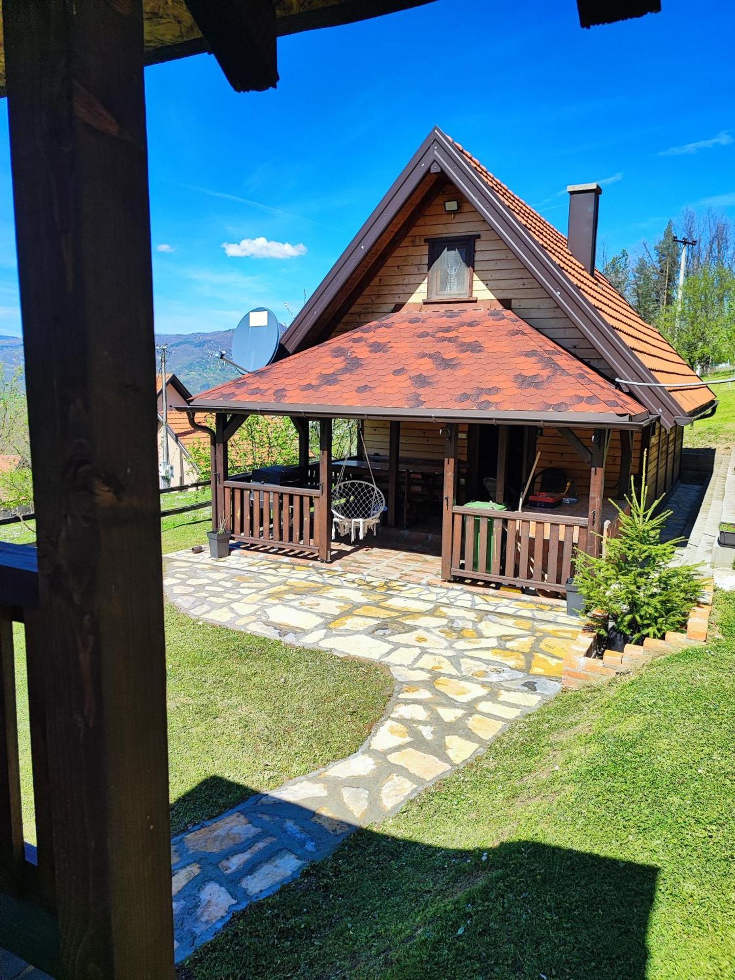 Brvnara Na Bregu Villa บายินา บาชตา ภายนอก รูปภาพ