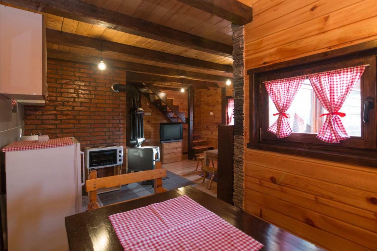 Brvnara Na Bregu Villa บายินา บาชตา ภายนอก รูปภาพ